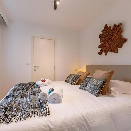 Tastefully Decorated With Sea View Apartment